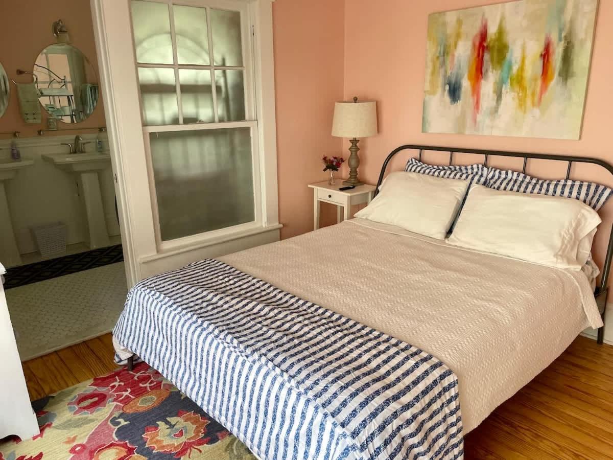 Key Lime Cottage Steps From Cape Charles Beach 외부 사진